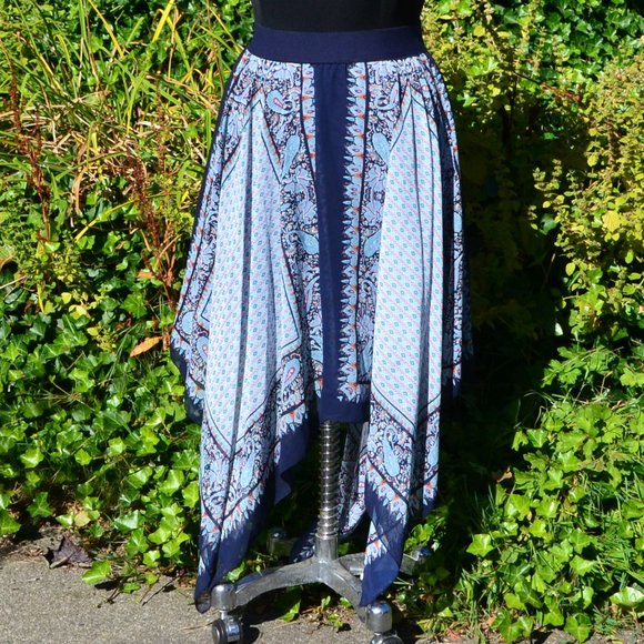 Metro Wear Dresses & Skirts - Metro Wear 1X Boho Paisley Handkerchief Hem Skirt